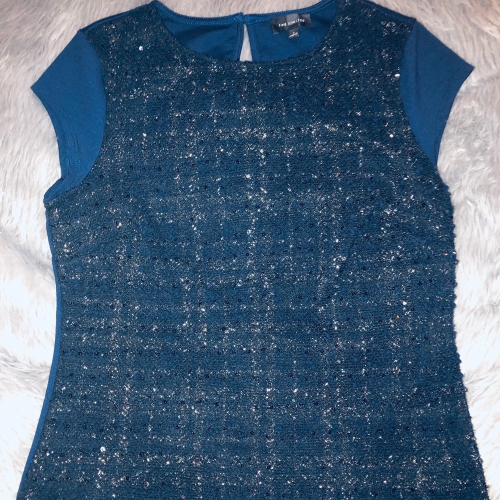 The Limited Sequence Top